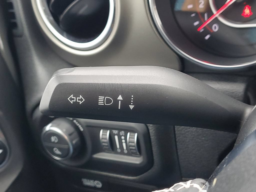 Used 2021 Jeep Gladiator Rubicon AWD/4WD image 16