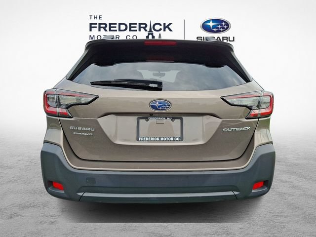 Used 2023 Subaru Outback Premium AWD/4WD image 5