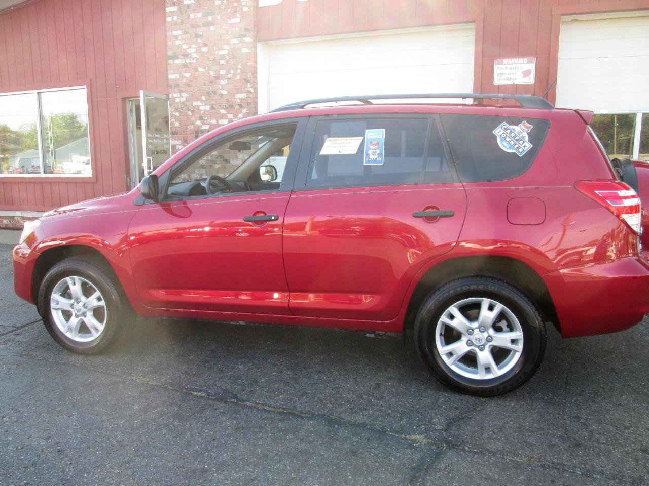 Used 2012 Toyota RAV4 4WD V6 w/ Tow Prep Pkg image 11