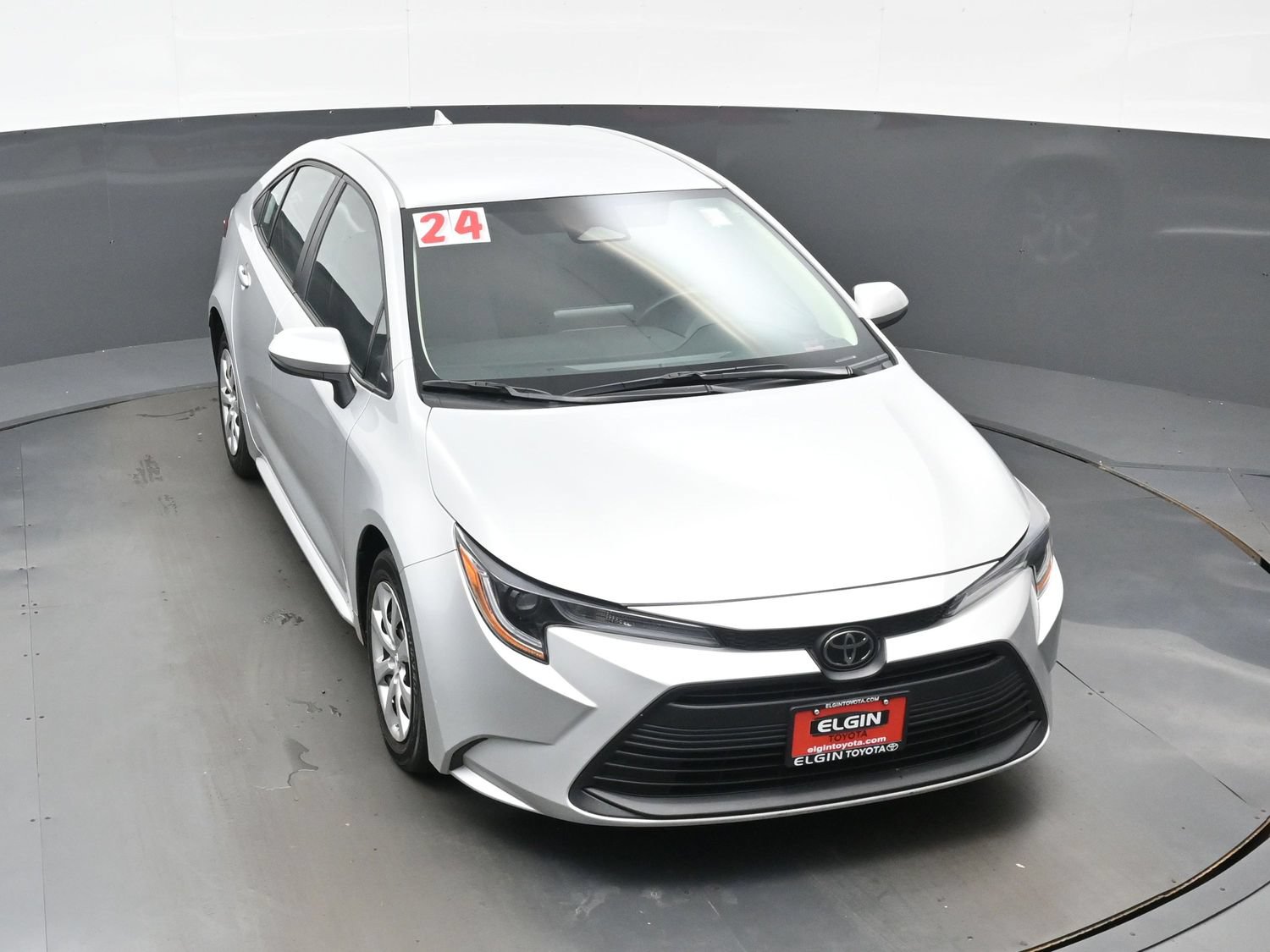 Used 2024 Toyota Corolla LE FWD image 32