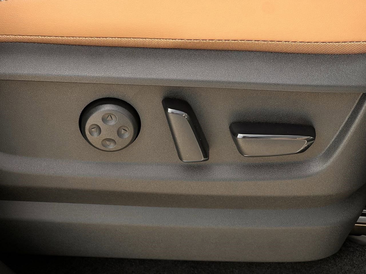 New 2026 INFINITI QX80 Luxe w/ Cargo Package image 25