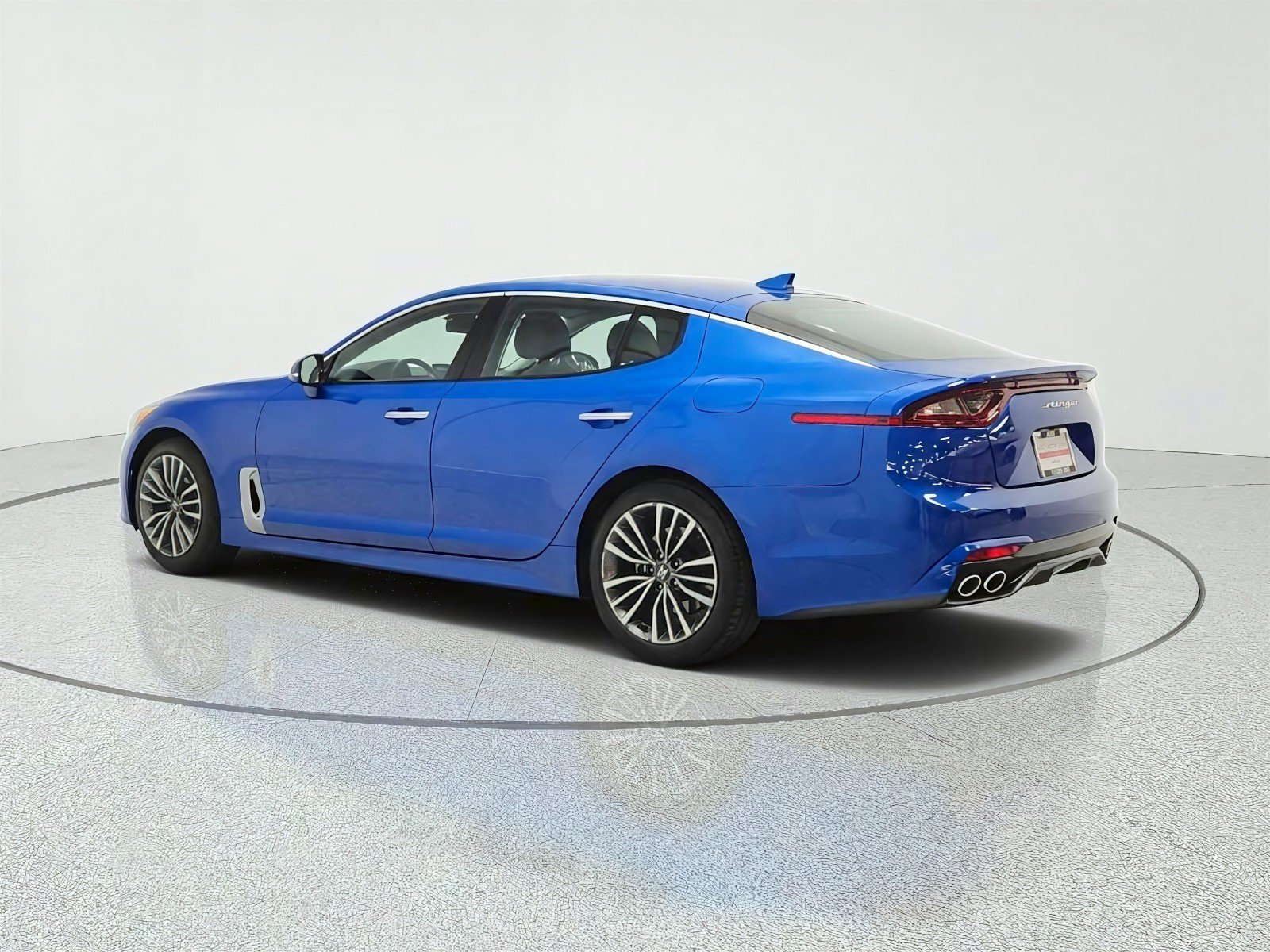 Used 2019 Kia Stinger RWD image 7