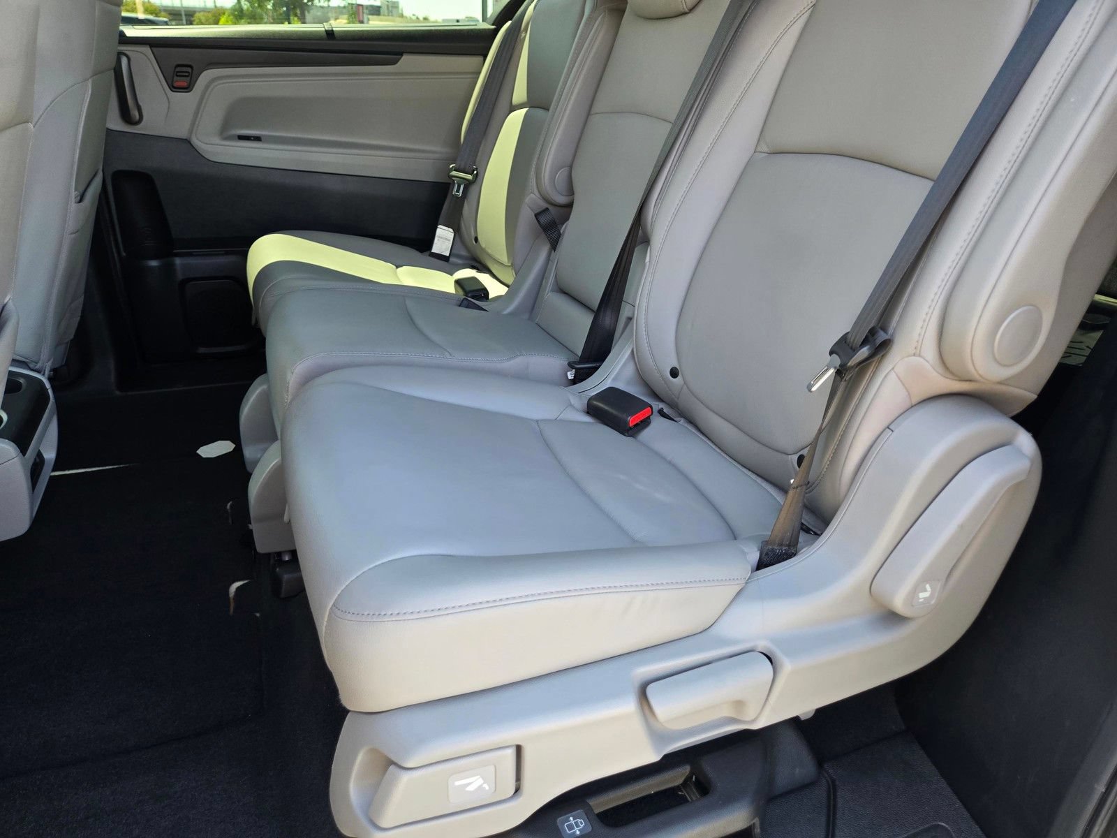 Used 2020 Honda Odyssey Elite image 16