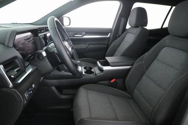 Used 2025 GMC Terrain Elevation image 16