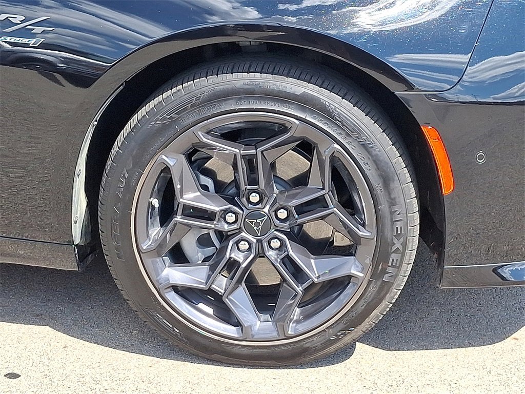 Used 2025 Dodge Charger R/T w/ Quick Order Package 25M R/T image 8