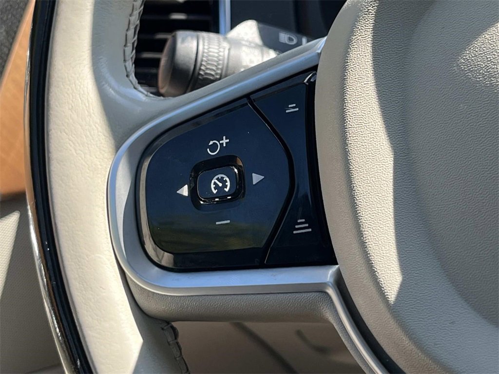 Used 2019 Volvo XC90 T6 Inscription w/ Advanced Package image 35