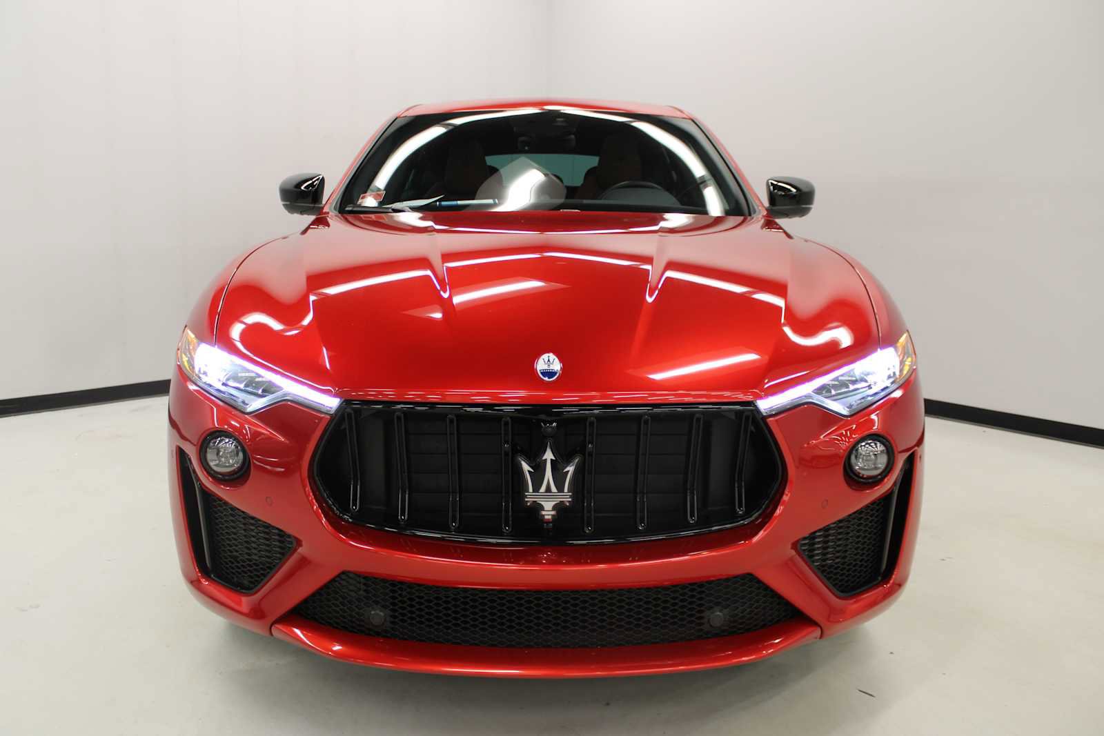 Used 2022 Maserati Levante Modena S image 13