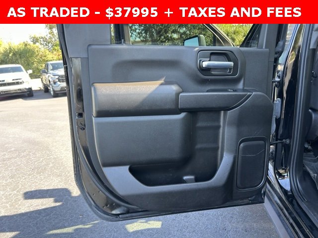 Used 2023 Chevrolet Silverado 2500 Custom w/ Custom Value Package image 13