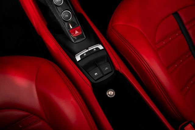 Used 2018 Ferrari 488 Spider RWD image 22