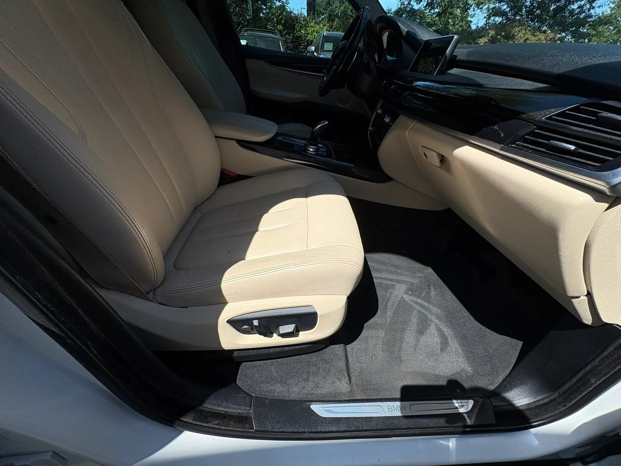 Used 2018 BMW X5 sDrive35i RWD image 9