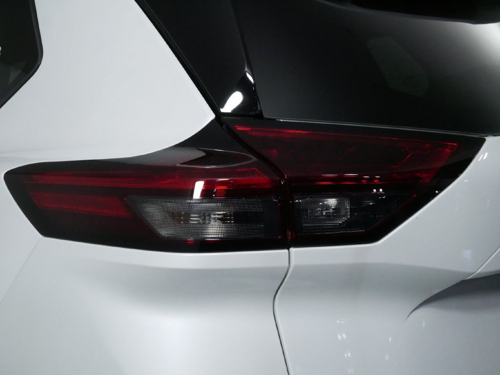 New 2026 Nissan Rogue Dark Armor AWD/4WD image 11