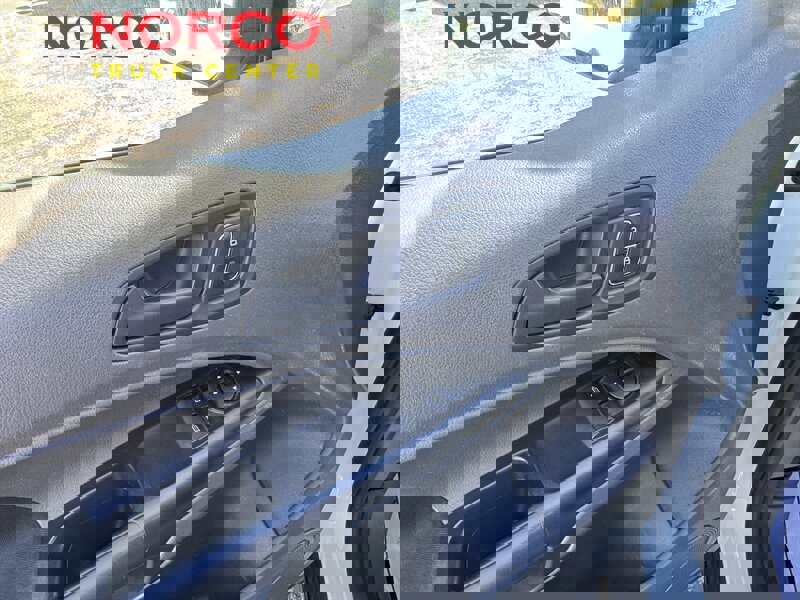 Used 2020 Ford Transit Connect XL image 20