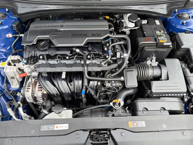Used 2024 Hyundai Elantra SEL image 19
