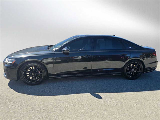 Used 2022 Audi S8 image 6