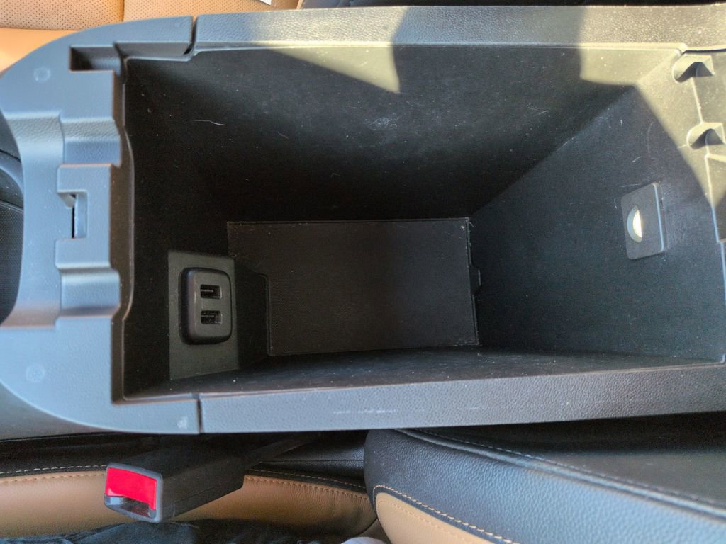 Used 2018 Chevrolet Equinox Premier image 26