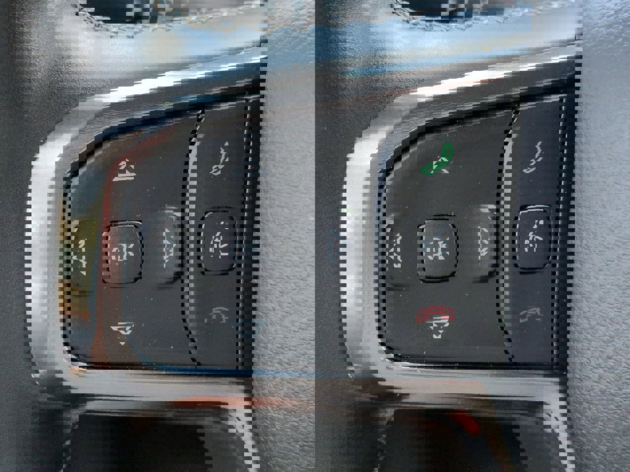 Used 2019 RAM 1500 Limited image 27