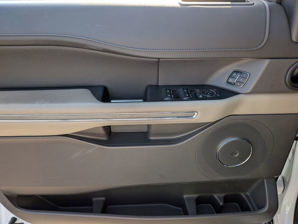 Used 2021 Ford Expedition XLT RWD image 31