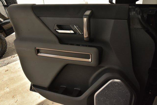 New 2025 GMC Hummer EV 2X w/ Extreme Off-Road Package image 16
