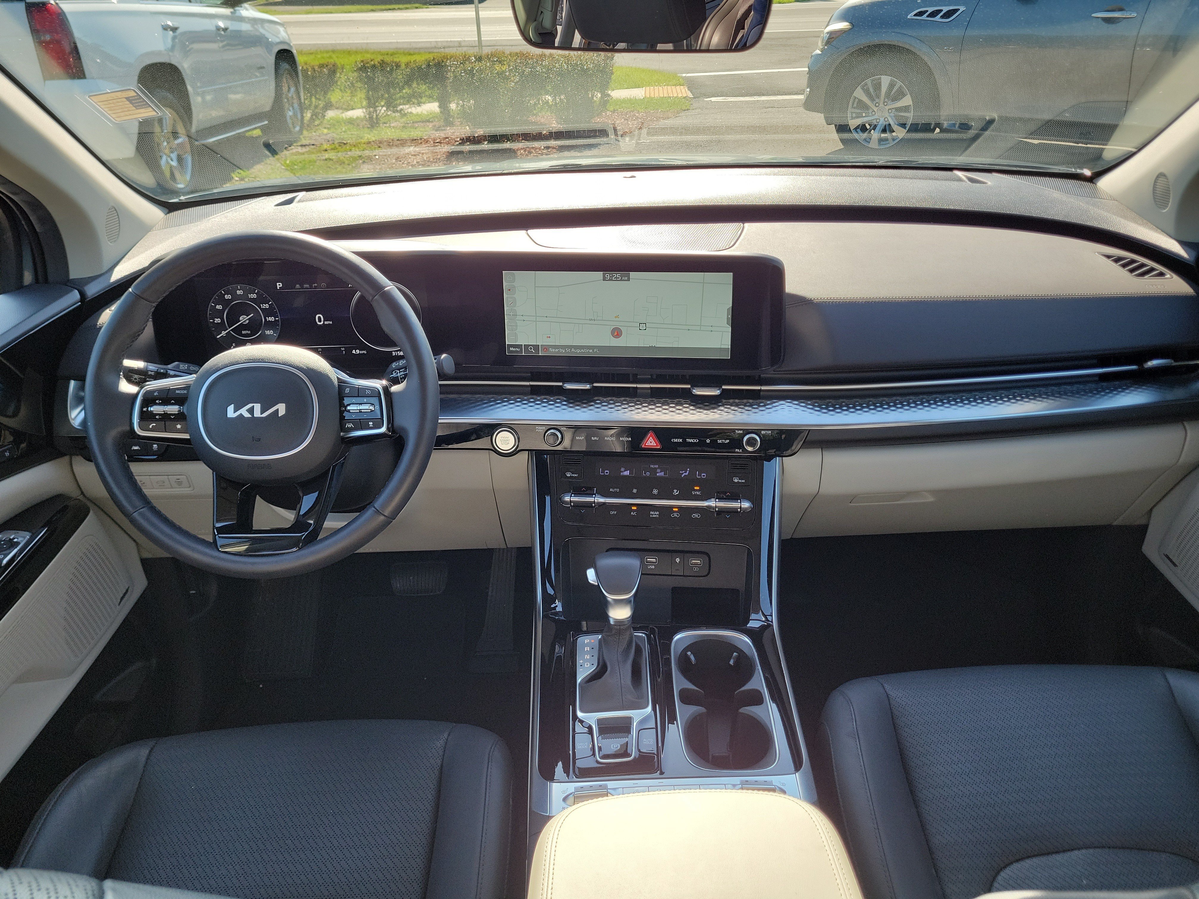 Certified 2024 Kia Carnival SX Prestige FWD image 18