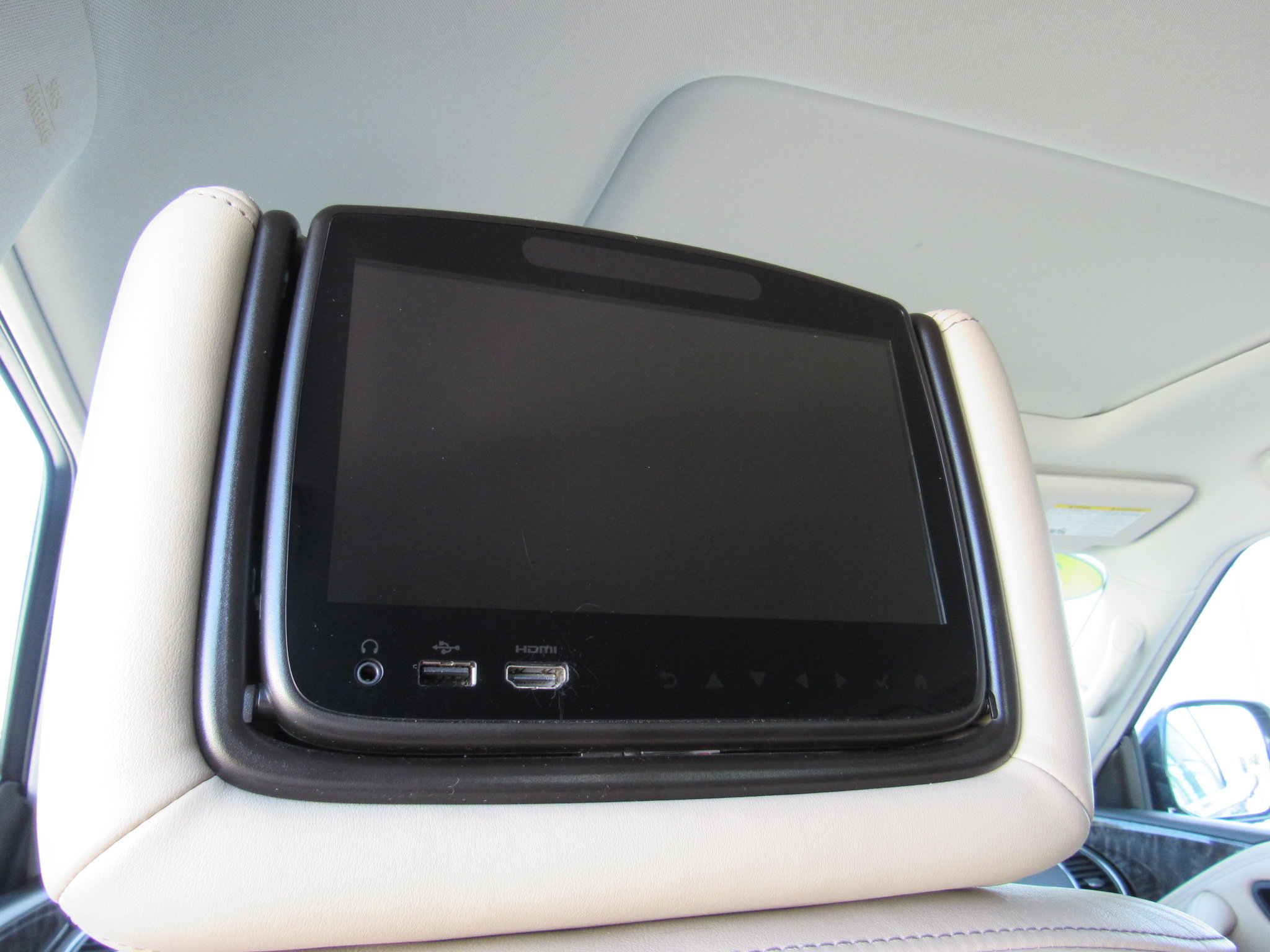 Used 2021 Nissan Armada Platinum w/ Captain's Chairs Package AWD/4WD image 46