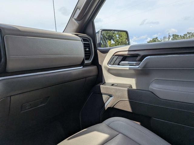 Used 2025 GMC Sierra 1500 SLT RWD image 14