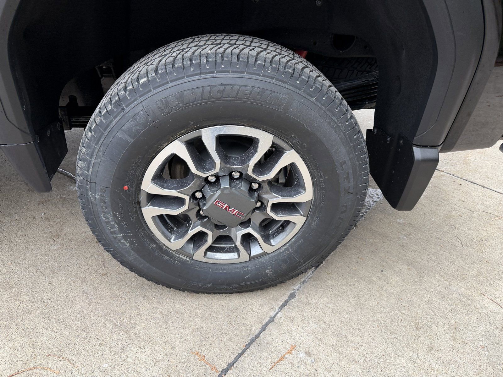 New 2026 GMC Sierra 2500 SLE w/ SLE Value Package; image 35