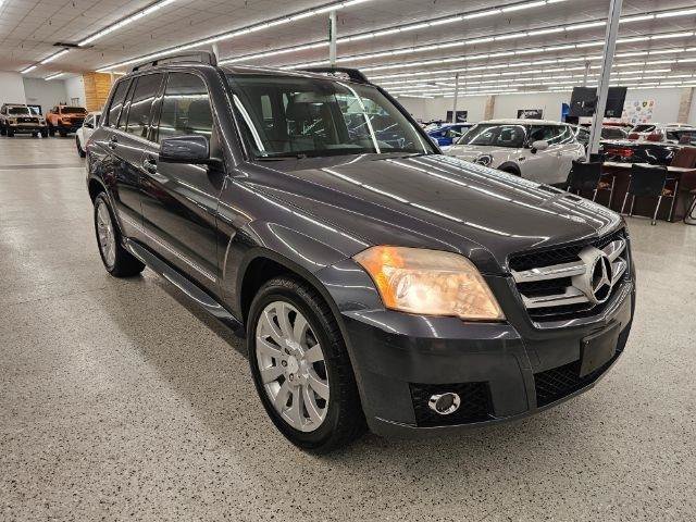 Used 2010 Mercedes-Benz GLK 350 4MATIC image 3