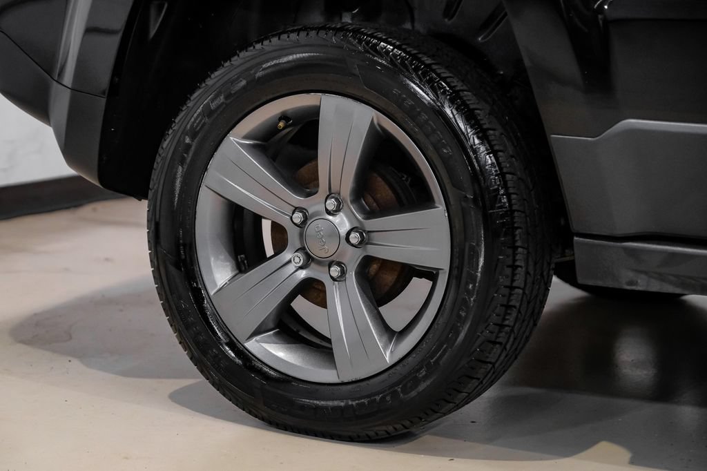 Used 2017 Jeep Patriot Sport w/ Power Value Group FWD image 54
