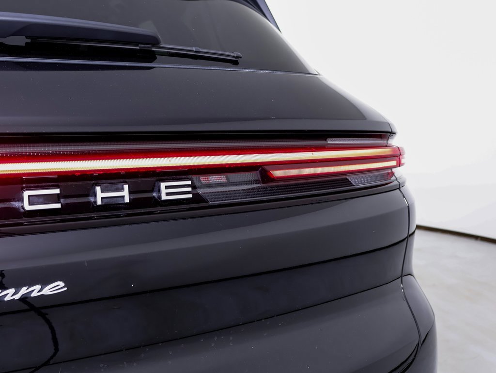 Certified 2024 Porsche Cayenne image 15