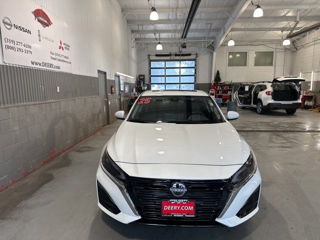 New 2025 Nissan Altima 2.5 SV w/ SV Special Edition Package image 2