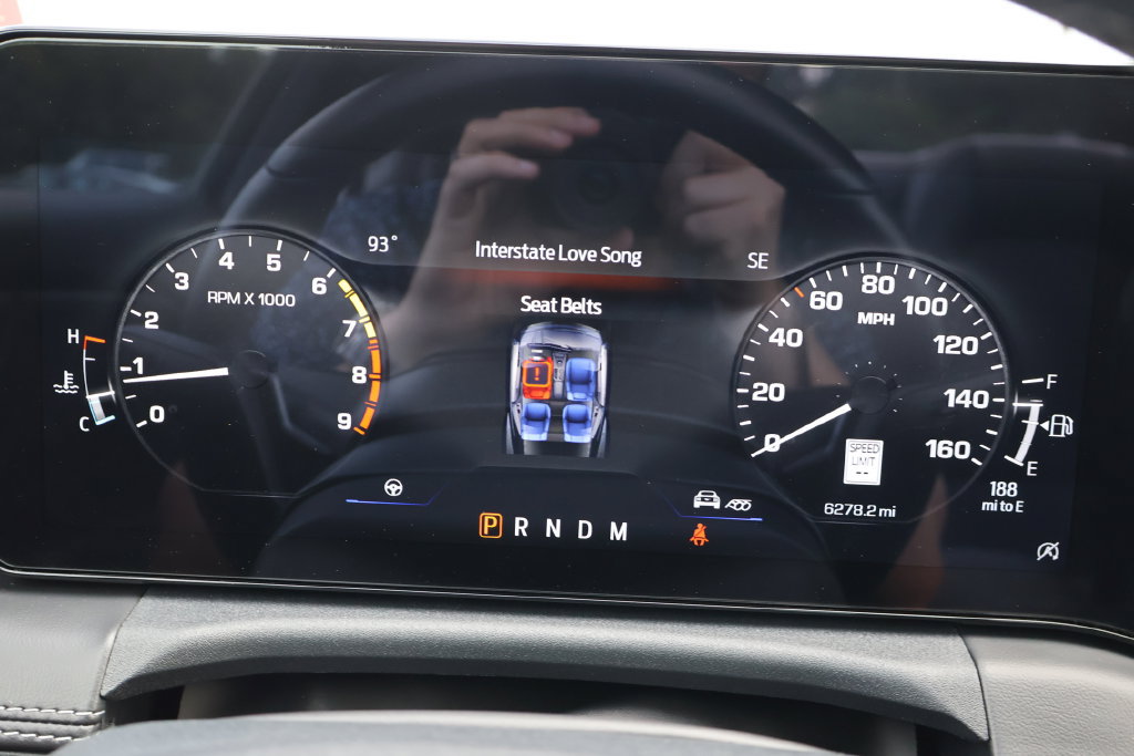 Used 2025 Ford Mustang GT Premium RWD image 9