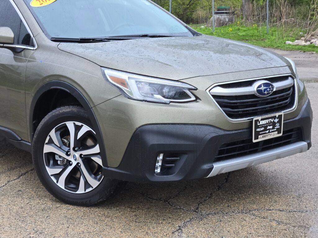 Certified 2022 Subaru Outback Limited w/ Popular Package #2 AWD/4WD image 2