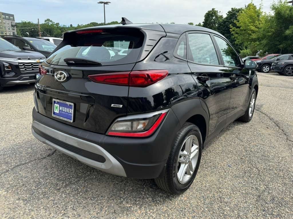 Certified 2023 Hyundai Kona SE w/ Cargo Package AWD/4WD image 7