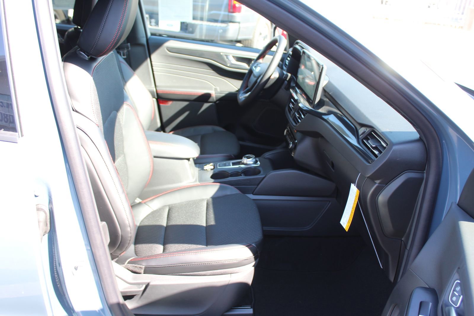 New 2026 Ford Escape ST-Line w/ Tech Pack #1 image 12