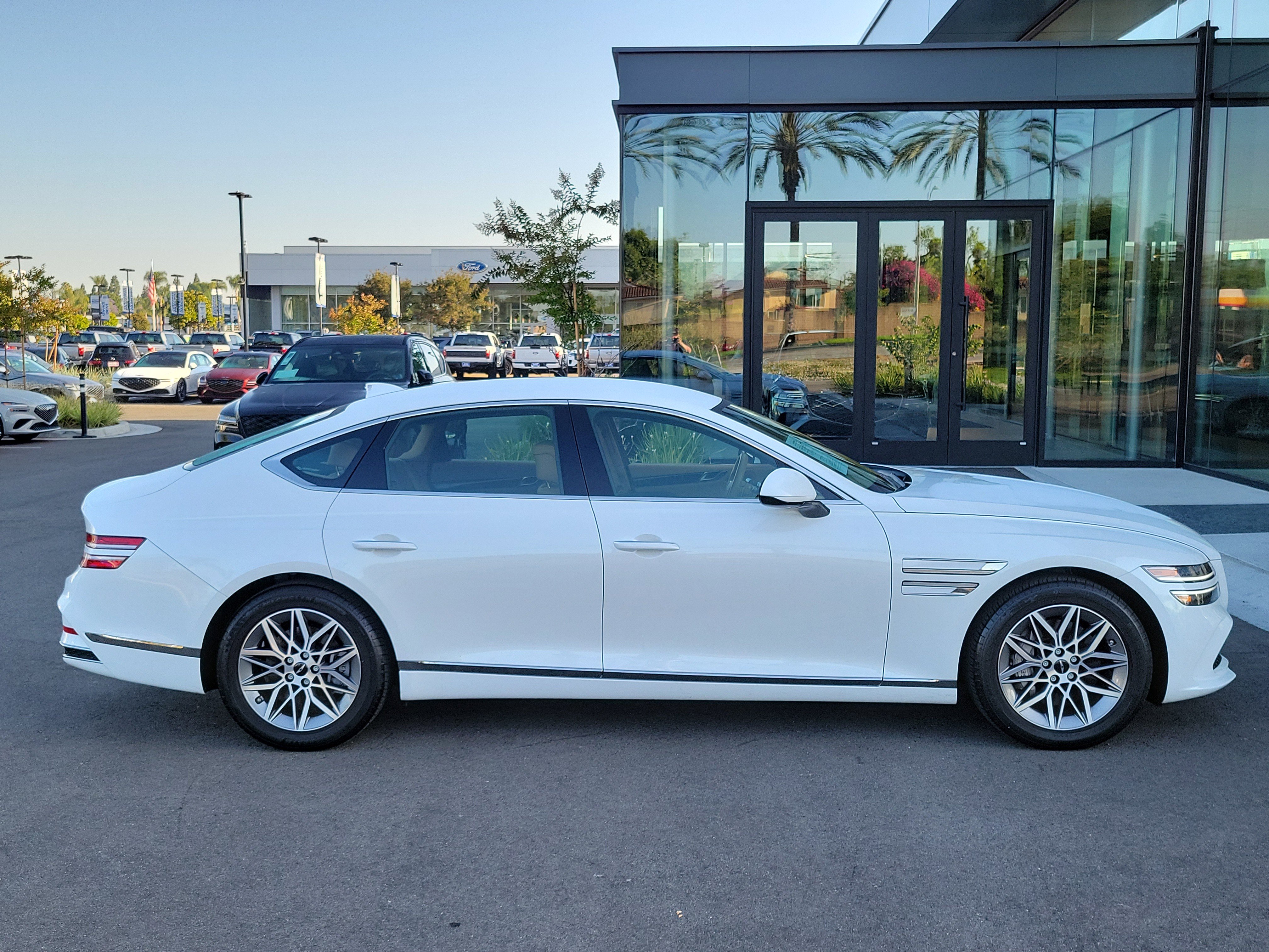 Certified 2026 Genesis G80 2.5T AWD/4WD image 4