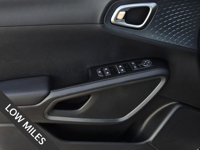 Certified 2024 Kia Soul EX image 19