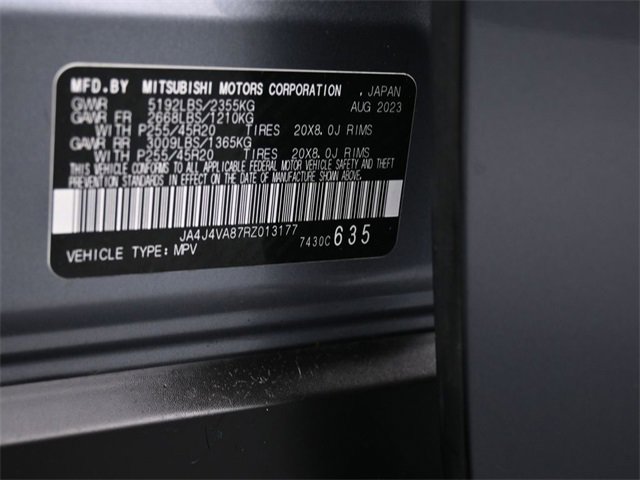 Used 2024 Mitsubishi Outlander SE image 17