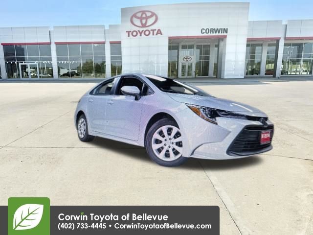 Used 2026 Toyota Corolla LE FWD image 1