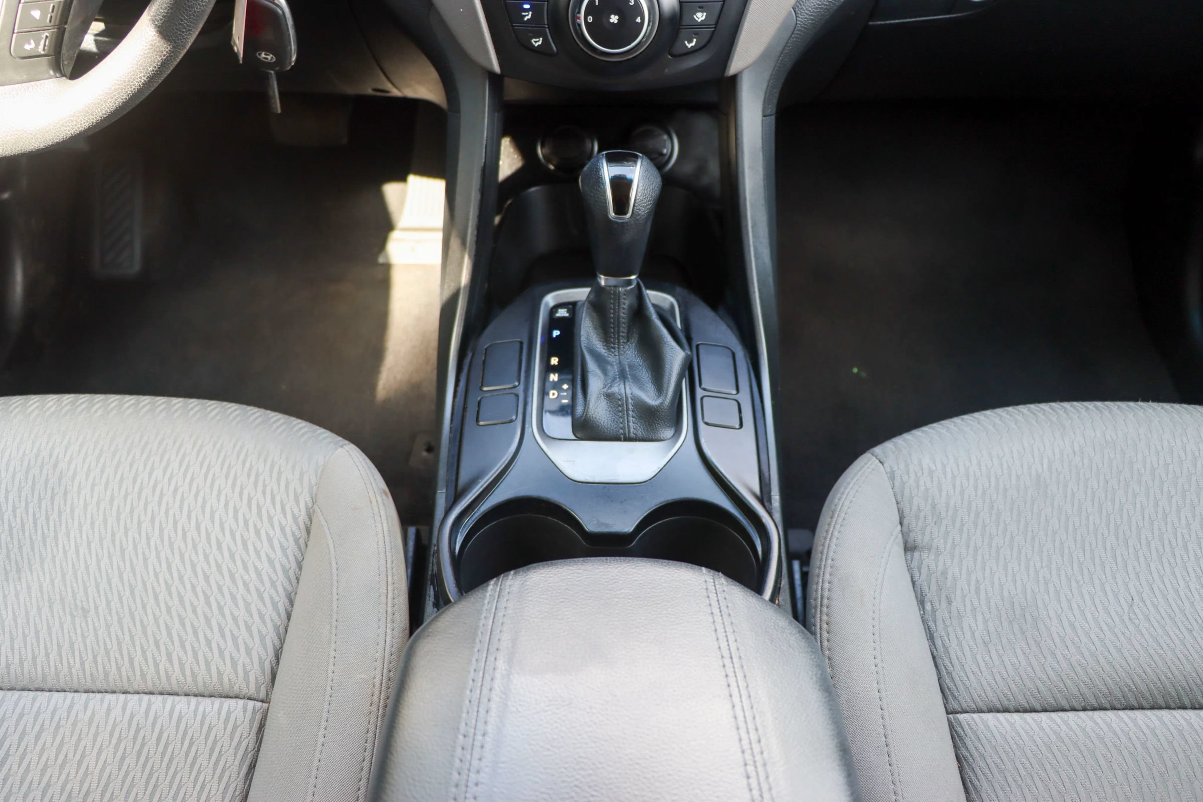 Used 2017 Hyundai Santa Fe Sport FWD image 25