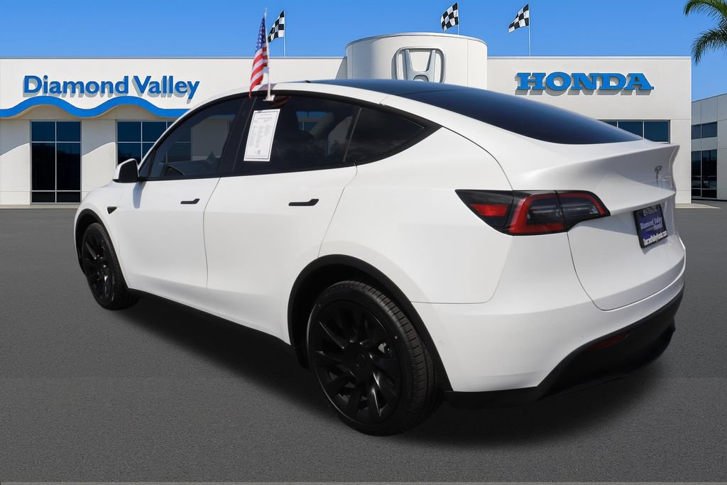 Used 2021 Tesla Model Y Long Range AWD/4WD image 4