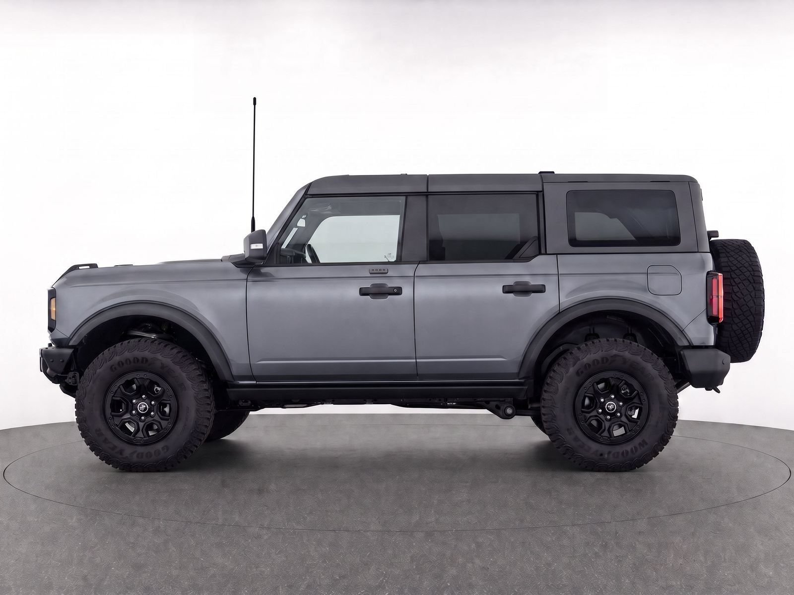 Used 2023 Ford Bronco Wildtrak AWD/4WD image 3