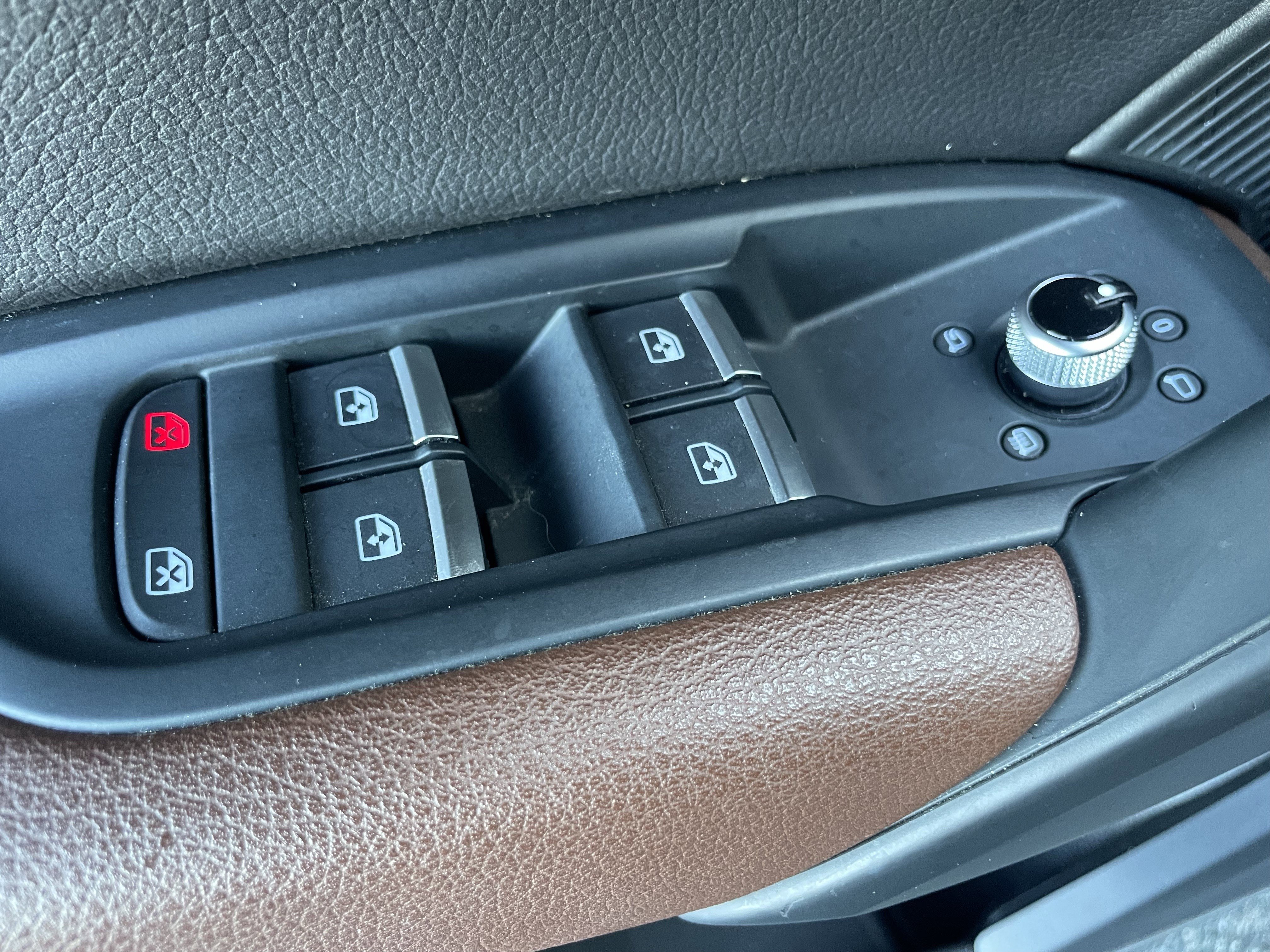 Used 2018 Audi Q5 2.0T Premium Plus image 11