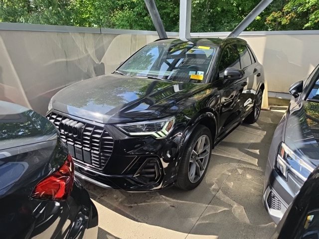 Used 2024 Audi Q3 2.0T Premium Plus AWD/4WD image 15