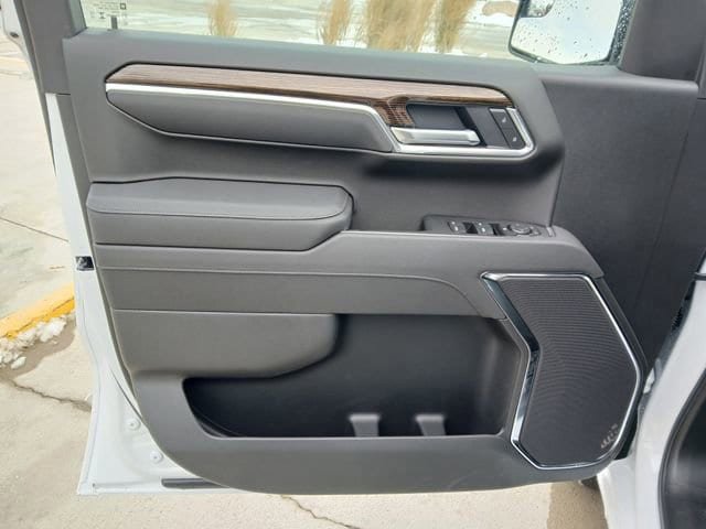 New 2026 GMC Sierra 1500 SLE w/ Preferred Package AWD/4WD image 12