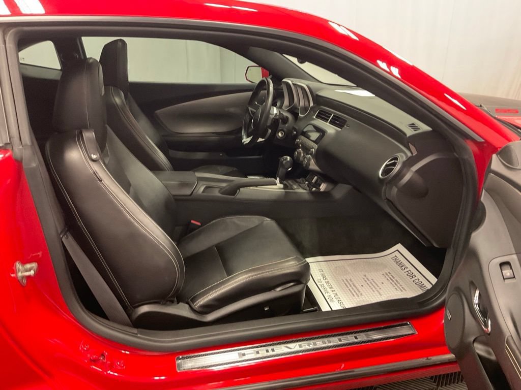 Used 2011 Chevrolet Camaro SS w/ RS Package RWD image 9