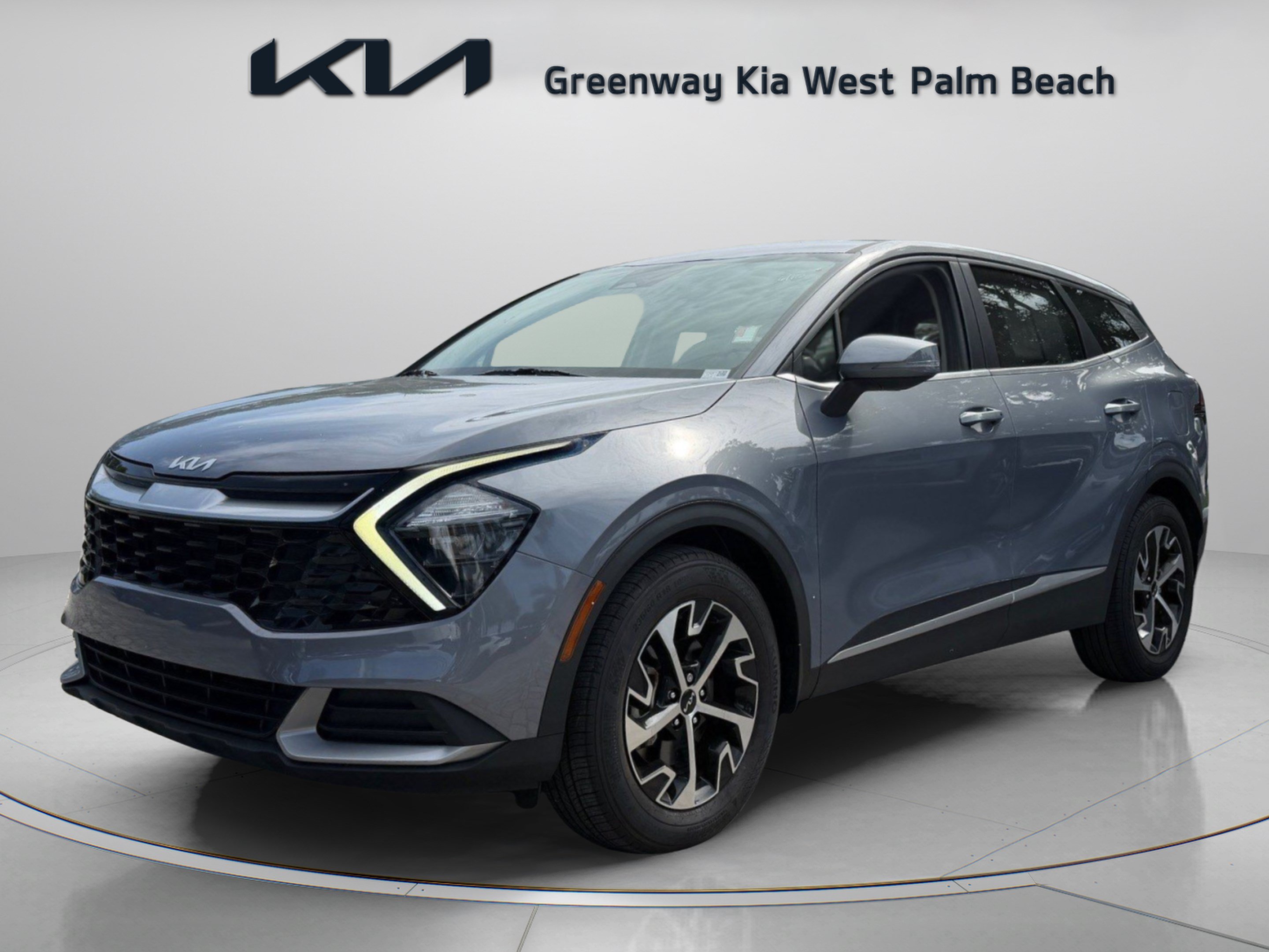 Certified 2023 Kia Sportage EX FWD image 3