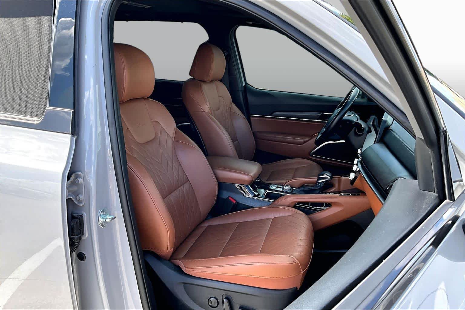 Used 2024 Kia Telluride EX X-Line AWD/4WD image 8