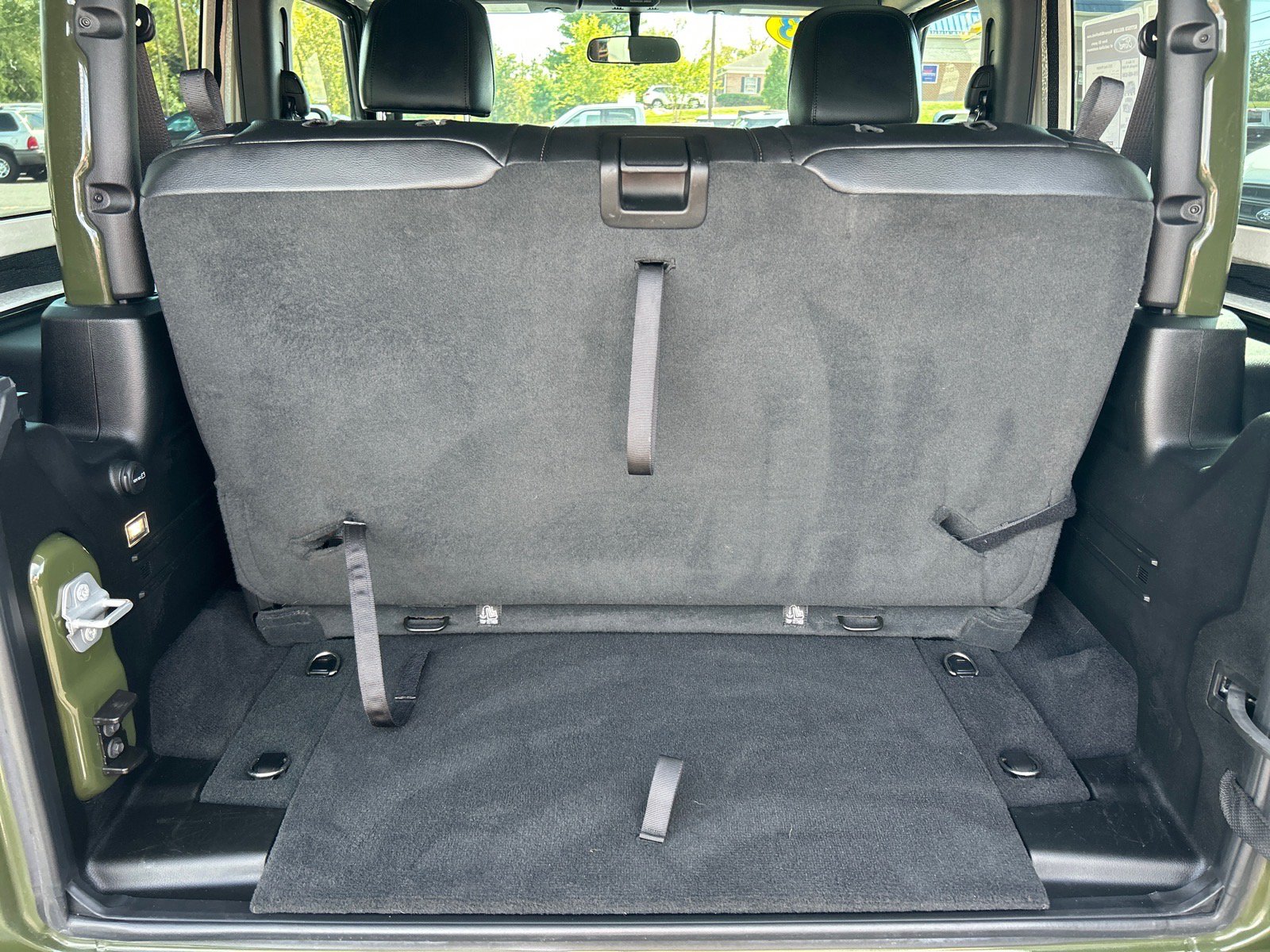 Used 2023 Jeep Wrangler Sport AWD/4WD image 10