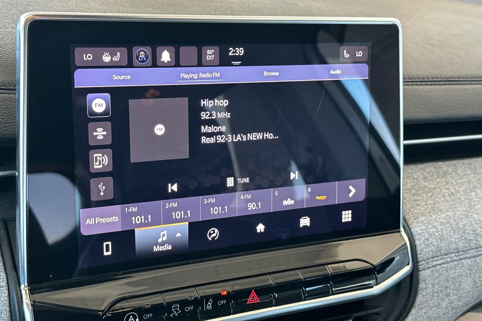 Used 2022 Jeep Compass Latitude w/ Convenience Group image 18