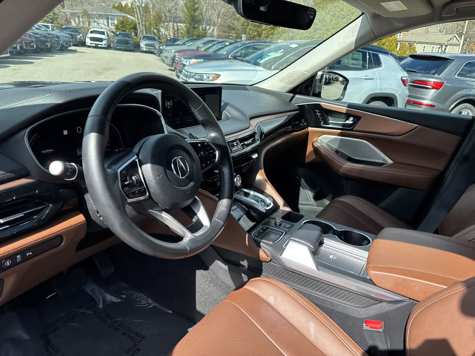 Used 2023 Acura MDX SH-AWD w/ Technology Package image 12
